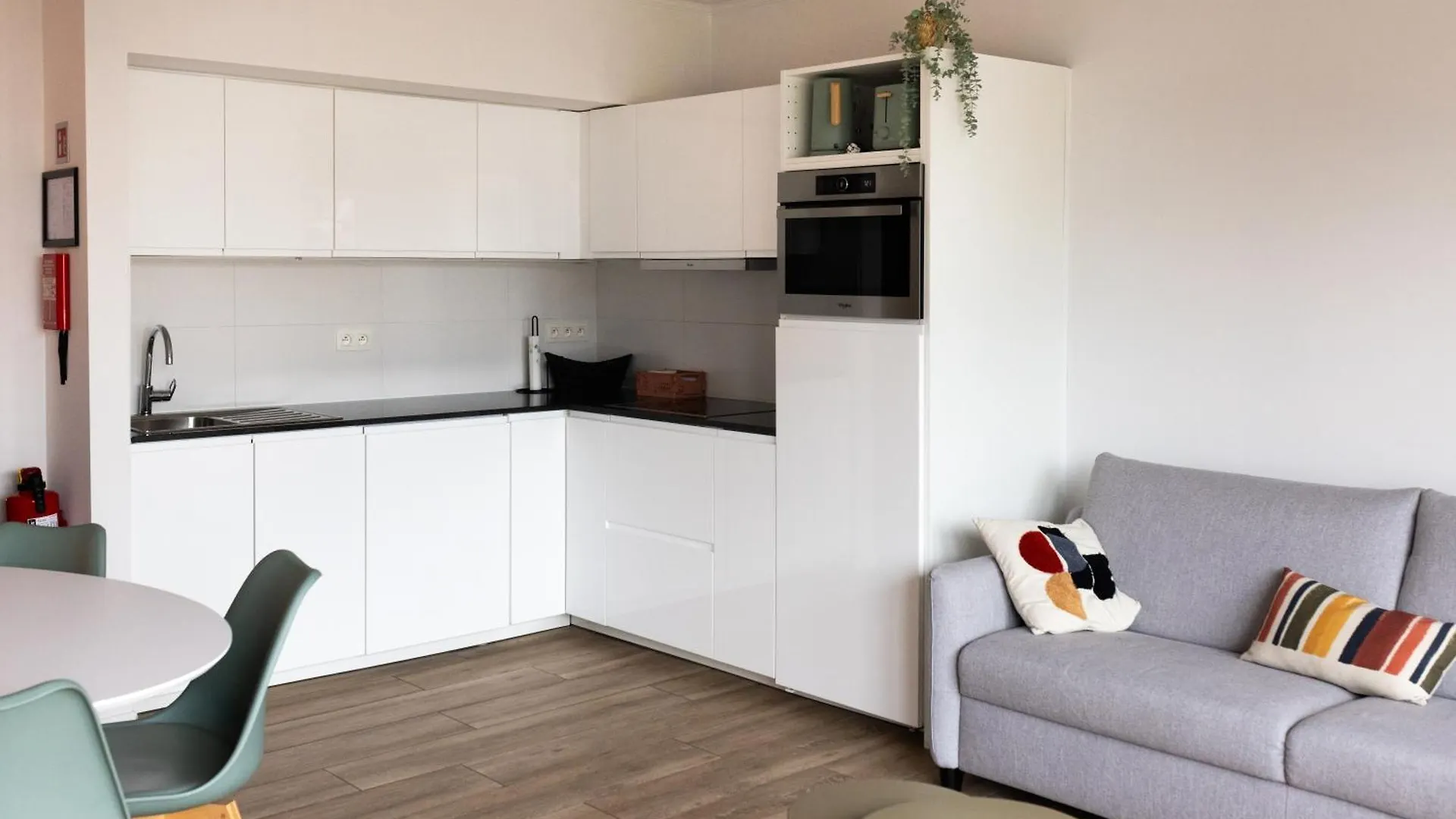 2-Slaapkamer App. Middelkerke 0*,  Belgium